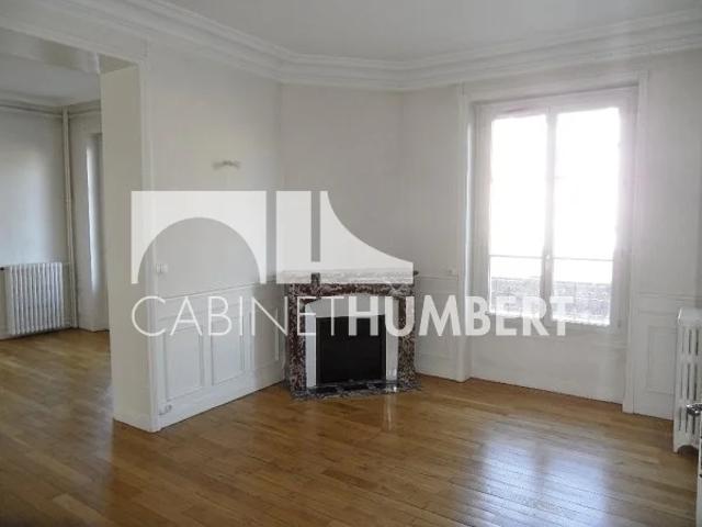 APPARTEMENT T3 A LOUER ST ETIENNE CENTRE VILLE