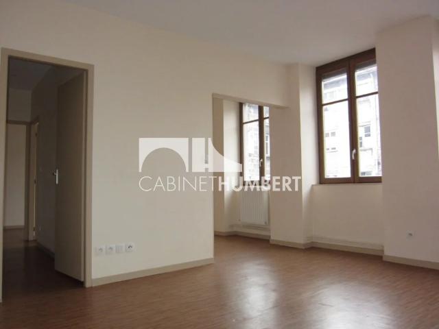 APPARTEMENT T3 A LOUER ST ETIENNE CENTRE VILLE