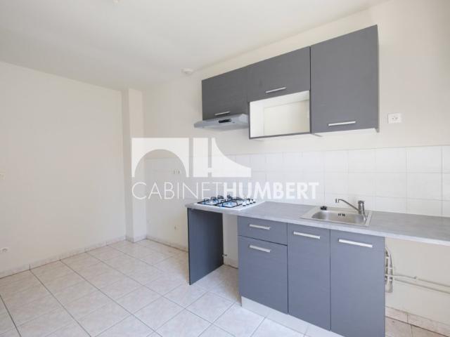 APPARTEMENT T3 A LOUER ST ETIENNE CENTRE VILLE