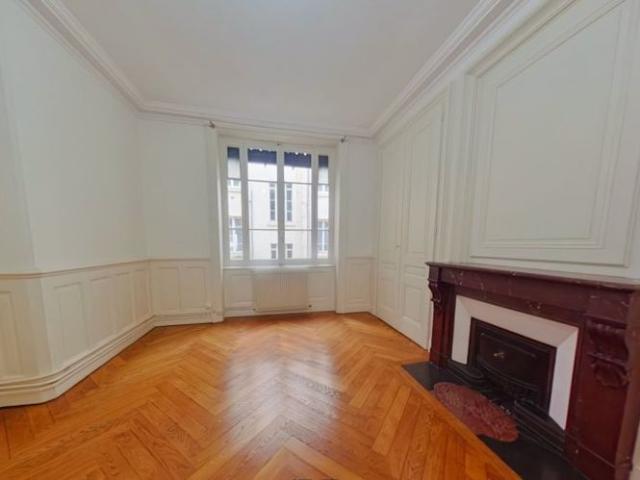 APPARTEMENT T3 A LOUER