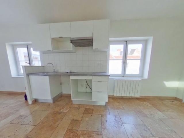 APPARTEMENT T3 A LOUER