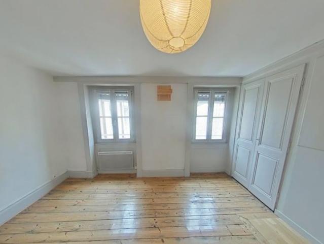 APPARTEMENT T3 A LOUER