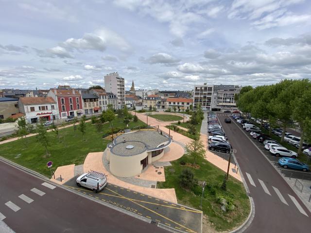 Appartement T3 à rénover Place au bois