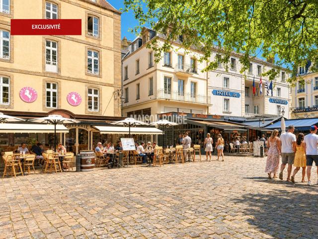 Appartement T3 à Saint Malo Intra Muros avec balcon, vue châ. 89m² Saint Malo