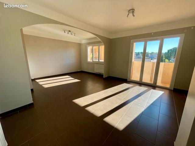 Appartement T3 à Saint Barnabé au calme