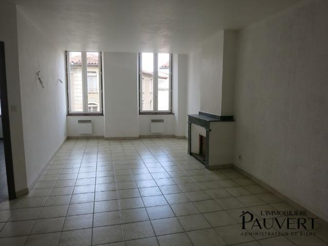 Appartement T3 au 2ème étage de 74 m2