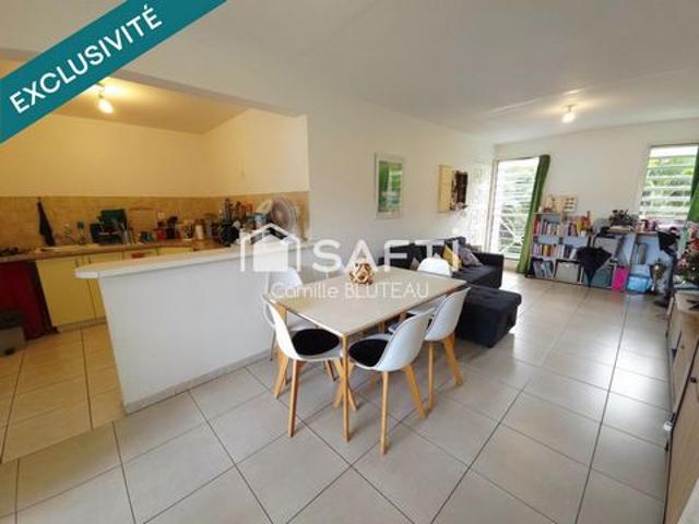 Appartement T3 au bourg des Trois Îlets