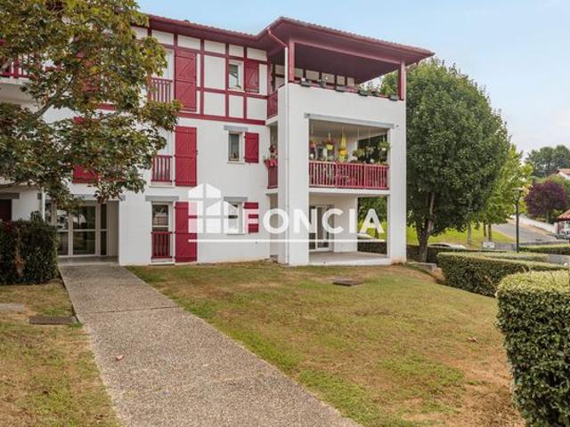 Briscous T3 de 64m2 avec terrasse, parking et cave