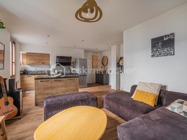 Appartement T3 au calme – Quartier de l’Aigle à Grenoble possibilité d'achat d'un garage