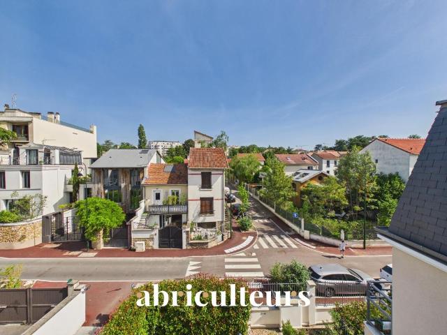 Appartement T3 avec Balcon 54m² Garches