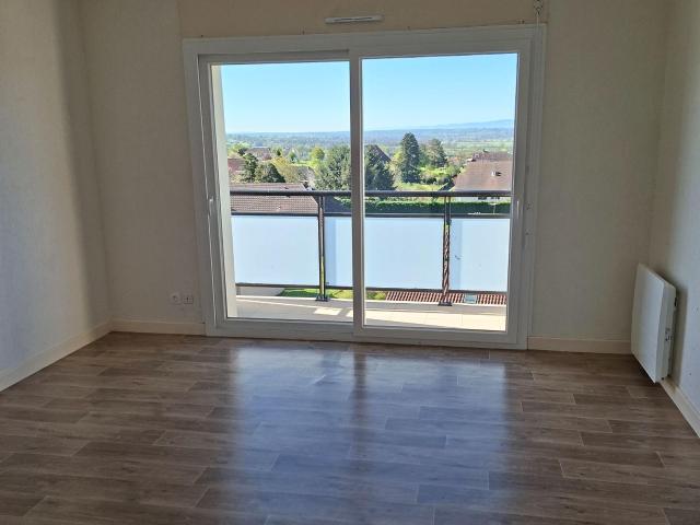Appartement T3 avec balcon 78m² Marcigny