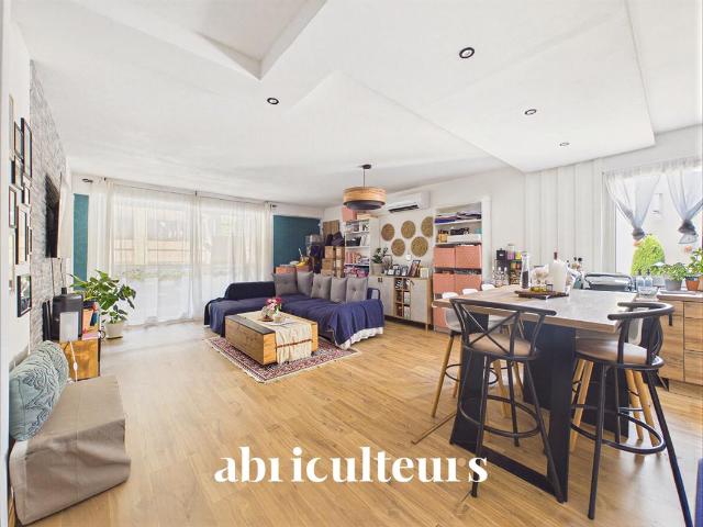 Appartement T3 avec balcon au cœur du centre ville de Salon de Provence