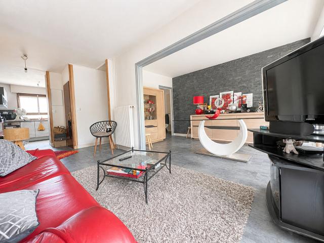 Appartement T3 avec balcon, cave et stationnement