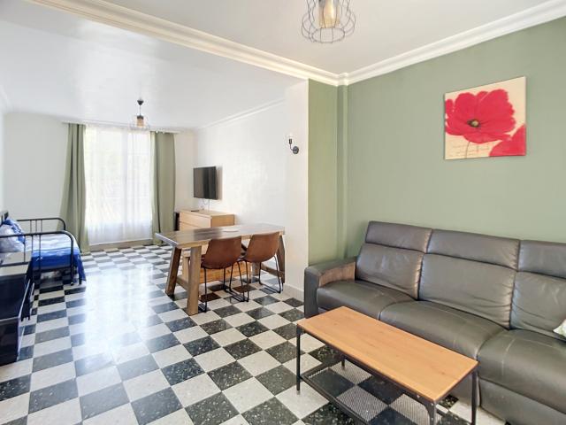 Appartement T3 avec balcon Centre ville Avignon Étudiant