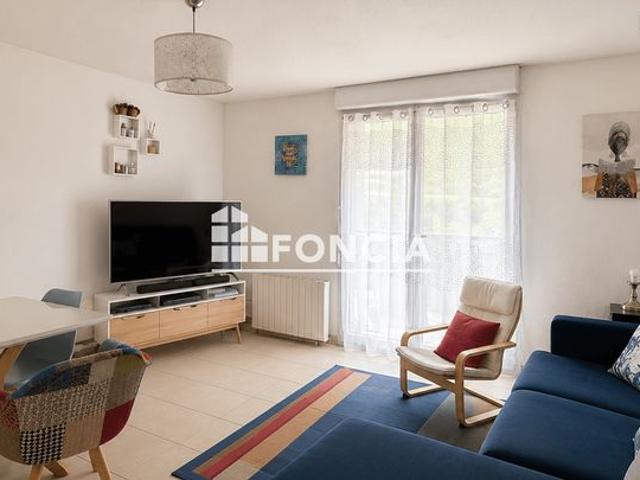 Appartement T3 avec balcon et 2 parking privatifs