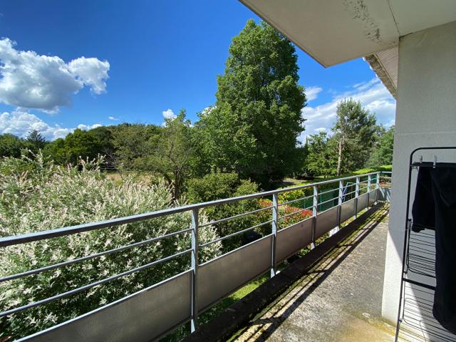 Appartement T3 avec balcon et deux parkings privatifs