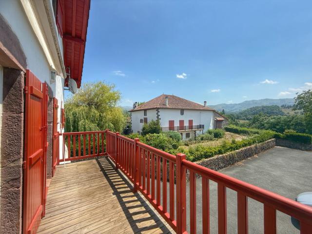 Appartement T3 avec balcon et place de parking