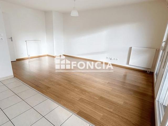 Appartement T3 avec balcon – Immeuble récent