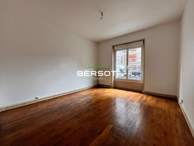 Appartement T3 avec cave et cuisine équipée
