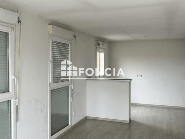 Appartement t3 avec deux places de parking