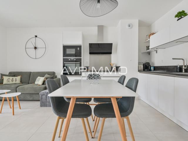 Appartement T3 avec jardin et terrasse à vendre aux Lecques