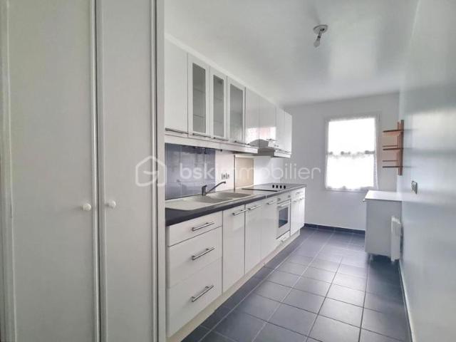 Appartement T3 avec jardin et place de parking_ proche du centre ville !