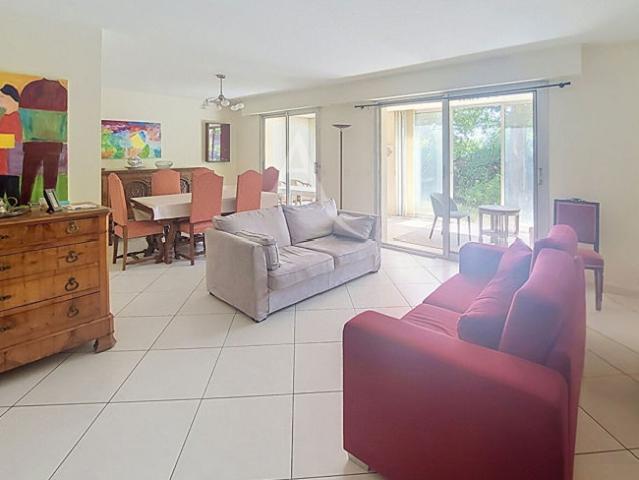 Appartement T3 avec jardin privatif, garage et cave ? Proche du Parc de Moine