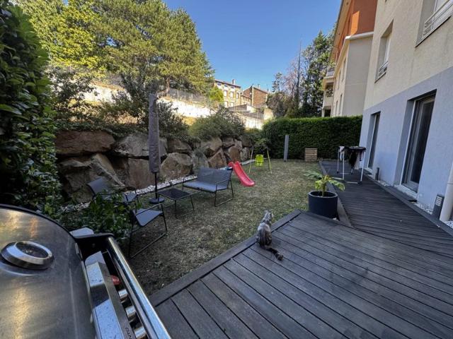 Appartement T3 avec jardin privatif + parking