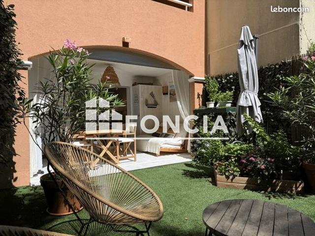 Appartement t3 avec jardin privatif residence securisee avec piscine la croix valmer