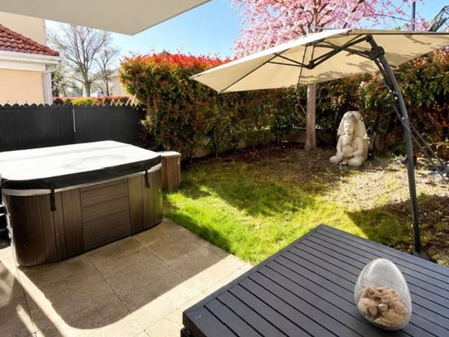 Appartement T3 avec jardins en rez de chaussée