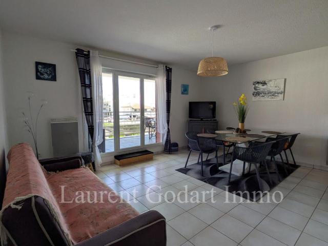 Appartement T3 avec loggia, cellier et parking en sous sol
