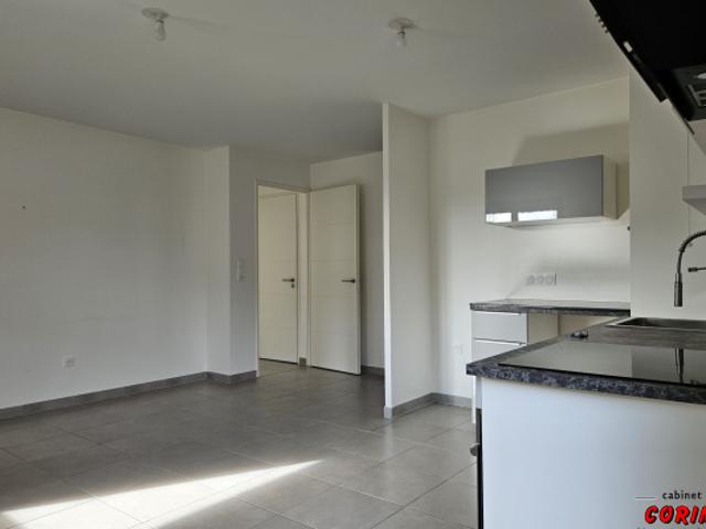 Appartement T3 avec PKG