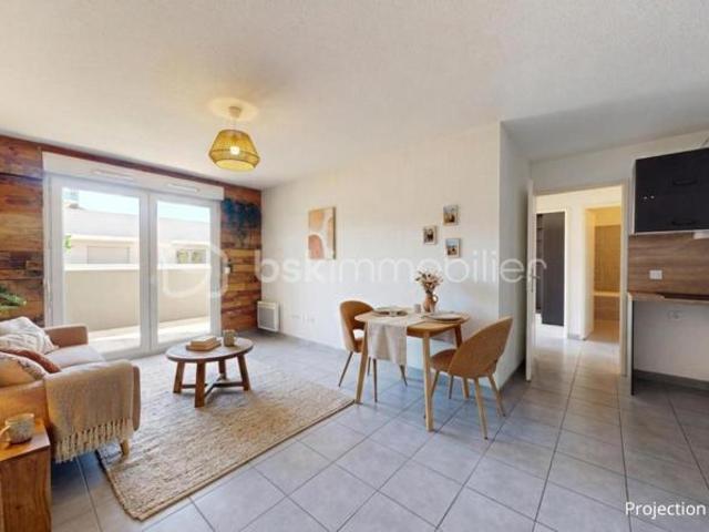 Appartement T3 avec terrasse, ascenseur et place de parking