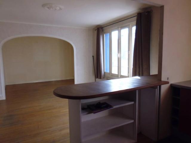 Appartement T3 avec terrasse couverte Centre ville d'Évreu