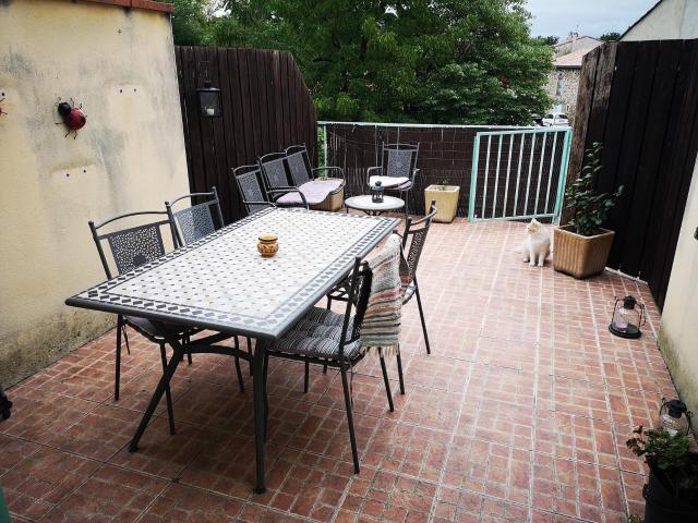 APPARTEMENT T3 AVEC TERRASSE ET GARAGE