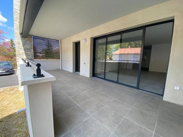 Appartement T3 avec terrasse et jardin
