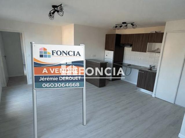 Appartement T3 avec terrasse et 2x parkings couvert – Saint Malo 35400 Proche Saint Servan