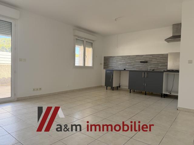 APPARTEMENT T3 AVEC TERRASSE ZI LA VALAMPE