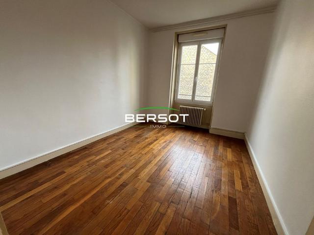 Appartement T3 avenue fontaine argent proche boucle Besançon