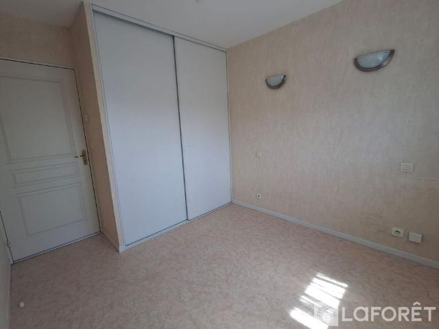 Appartement T3 AY CHAMPAGNE à louer