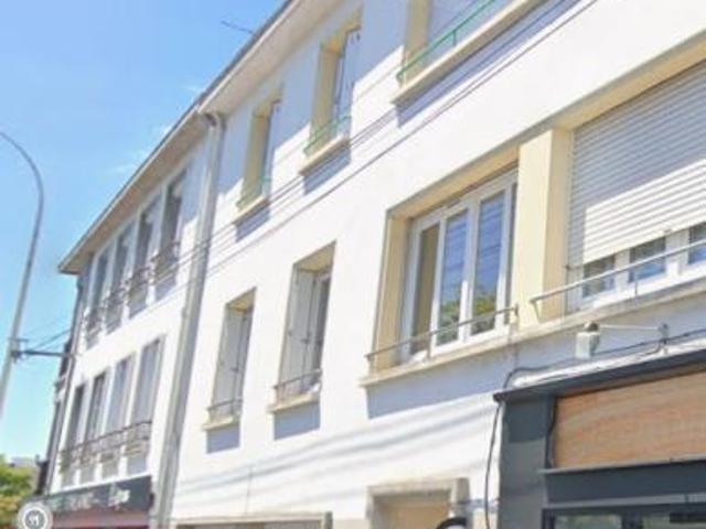 Appartement T3 bis de 68 m2 au centre de St Nazaire, avec grenier et cave