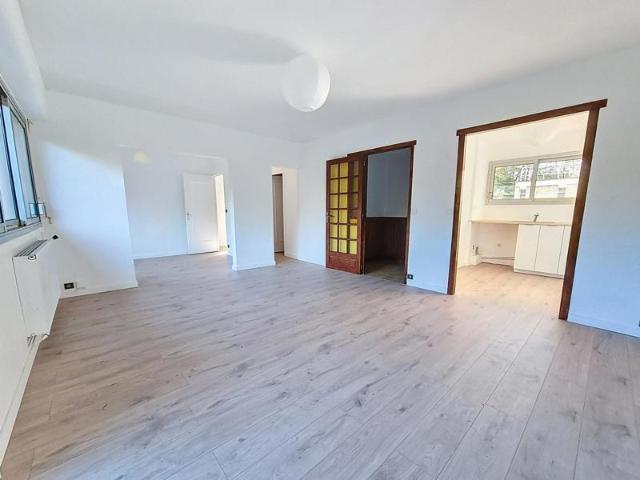 Appartement T3 Bis Noès 83m² 67m² Carrez