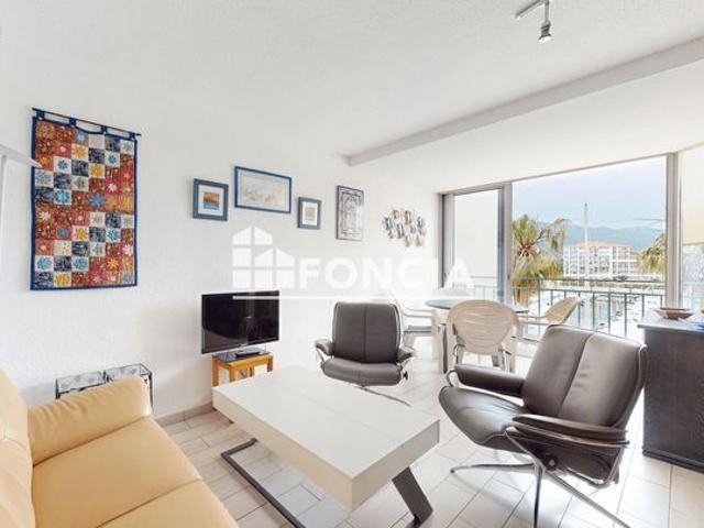 Appartement t3 + cabine de 46 m2 au port