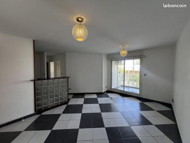 Appartement T3 centre ville