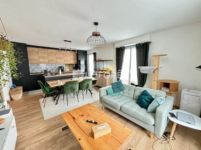 Appartement T3 CHANTILLY à louer