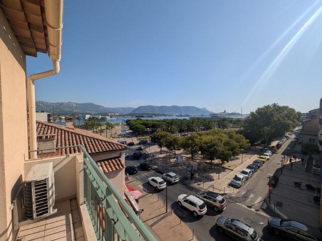 Appartement T3 climatisé avec vue mer Dernier étage au coeu