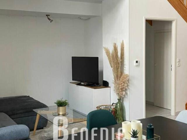 Appartement T3 cuisine équipée stationnement Résidence CARRE LUMIERES