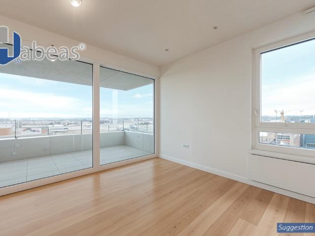 Appartement T3 d’exception à Lyon Confluence – Vue dégagée & prestations haut de gamme