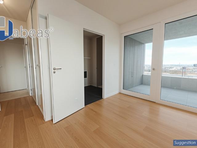 Appartement T3 d’exception à Lyon Confluence – Vue dégagée & prestations haut de gamme