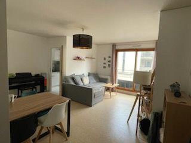 Appartement T3 dans résidence